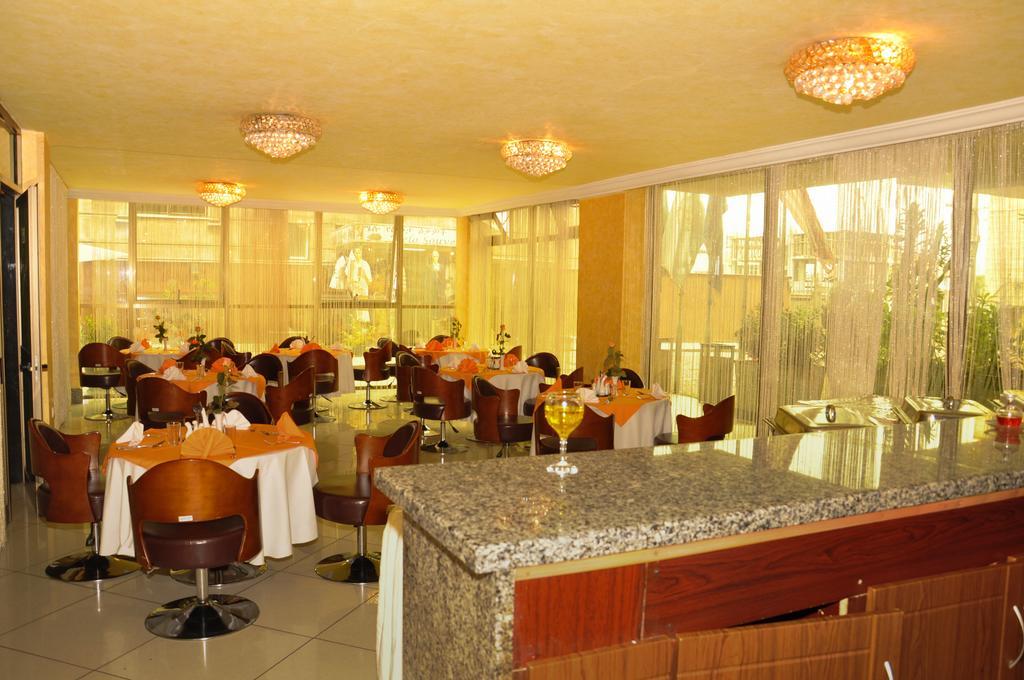 Empire Addis International Hotel מראה חיצוני תמונה