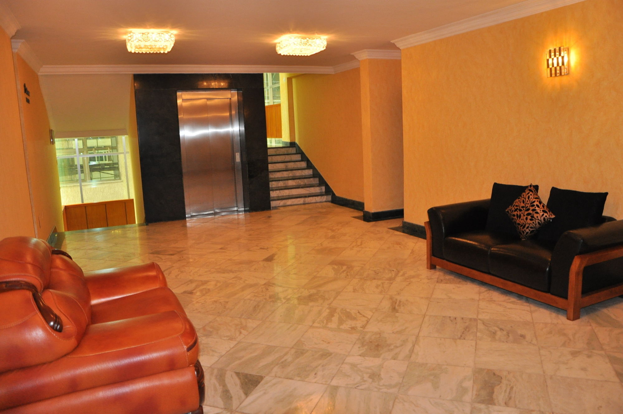 Empire Addis International Hotel מראה חיצוני תמונה